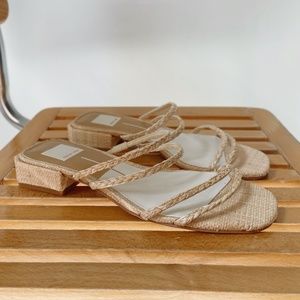 Dolce Vita haize sandal in natural raffia